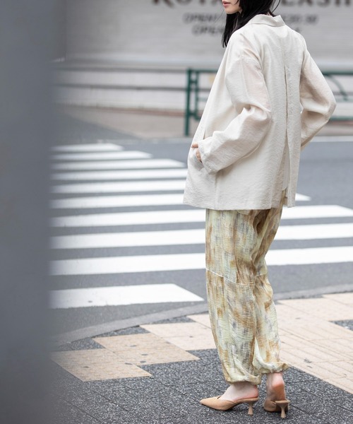 Munich(ミューニック)の「シャイニーシアーテーラードジャケット(テーラードジャケット・レディース・パープル/ブラック/ライトベージュ・S)」の17枚目の写真