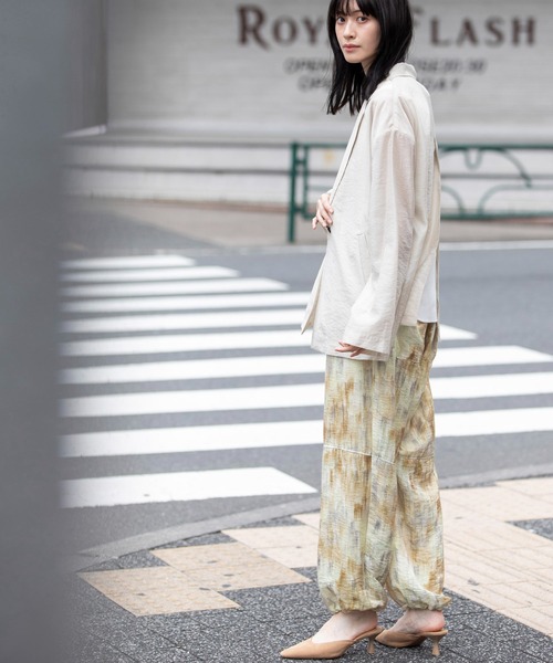 Munich(ミューニック)の「シャイニーシアーテーラードジャケット(テーラードジャケット・レディース・パープル/ブラック/ライトベージュ・S)」の11枚目の写真