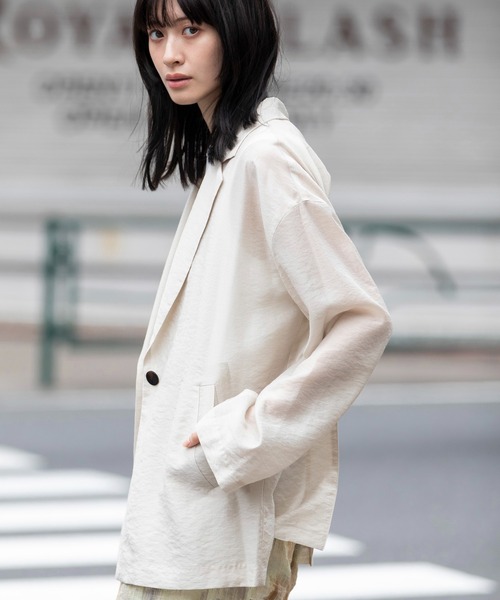 Munich(ミューニック)の「シャイニーシアーテーラードジャケット(テーラードジャケット・レディース・パープル/ブラック/ライトベージュ・S)」の20枚目の写真