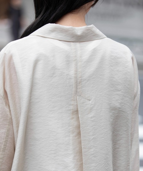 Munich(ミューニック)の「シャイニーシアーテーラードジャケット(テーラードジャケット・レディース・パープル/ブラック/ライトベージュ・S)」の16枚目の写真