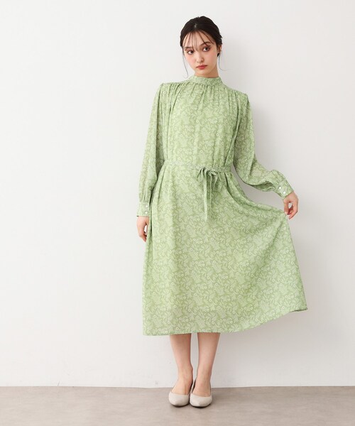 LAURA ASHLEY(ローラアシュレイ)の「【WEB限定/M-LL3サイズ】スワフィールド柄 ワンピース(ワンピース・レディース・ピンク系5/スモーキーグリーン系1・42/40/38)」の5枚目の写真