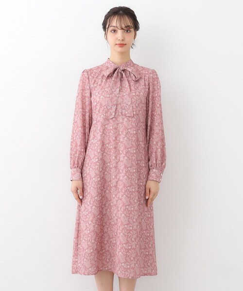 LAURA ASHLEY(ローラアシュレイ)の「【WEB限定/M-LL3サイズ】スワフィールド柄 ワンピース(ワンピース・レディース・ピンク系5/スモーキーグリーン系1・42/40/38)」の7枚目の写真