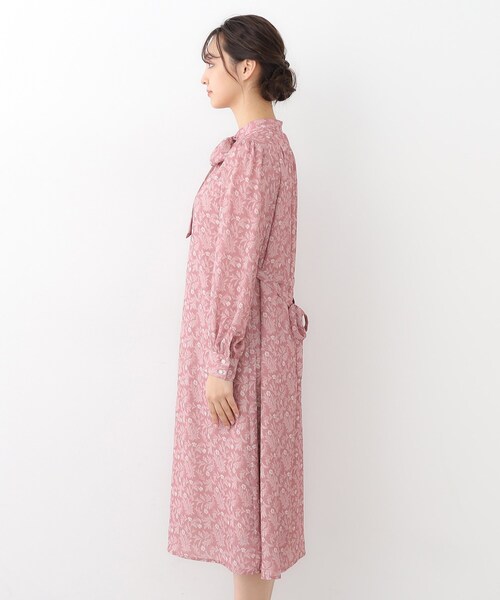 LAURA ASHLEY(ローラアシュレイ)の「【WEB限定/M-LL3サイズ】スワフィールド柄 ワンピース(ワンピース・レディース・ピンク系5/スモーキーグリーン系1・42/40/38)」の8枚目の写真