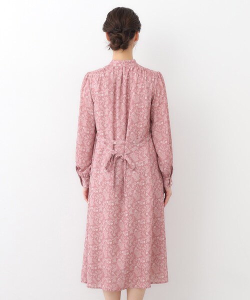 LAURA ASHLEY(ローラアシュレイ)の「【WEB限定/M-LL3サイズ】スワフィールド柄 ワンピース(ワンピース・レディース・ピンク系5/スモーキーグリーン系1・42/40/38)」の9枚目の写真