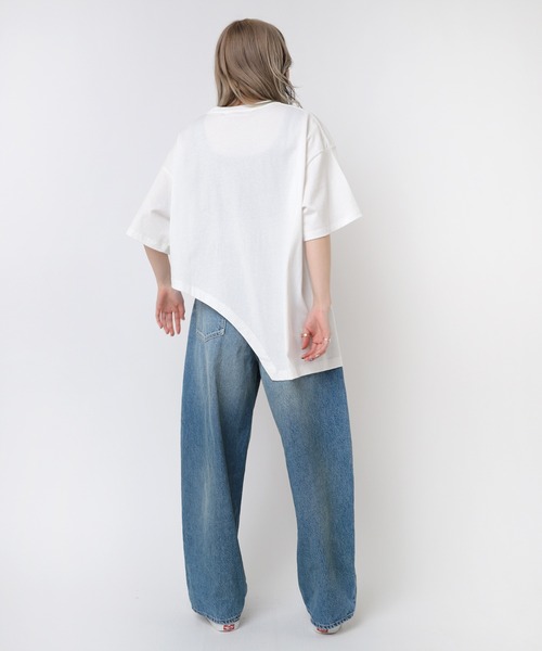 RNA（アールエヌエー）の「M2374 カッティングＢＩＧ　Ｔ（Tシャツ/カットソー・レディース・ホワイト/ブルー/イエロー・MEDIUM）」の13枚目の写真