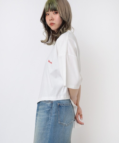 RNA（アールエヌエー）の「M2374 カッティングＢＩＧ　Ｔ（Tシャツ/カットソー・レディース・ホワイト/ブルー/イエロー・MEDIUM）」の4枚目の写真
