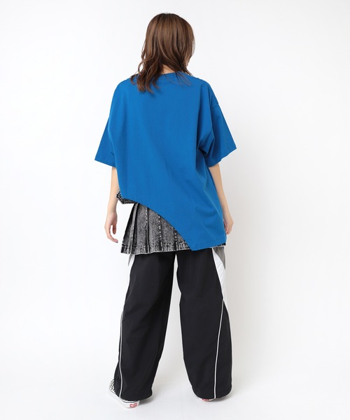 RNA（アールエヌエー）の「M2374 カッティングＢＩＧ　Ｔ（Tシャツ/カットソー・レディース・ホワイト/ブルー/イエロー・MEDIUM）」の16枚目の写真