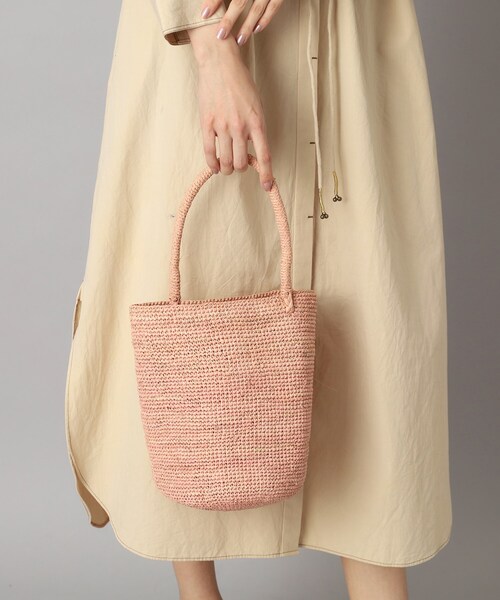 DRESSTERIOR（ドレステリア）の「MADE IN MADA（メイドインマダ）NAVIO バケツバッグ（ハンドバッグ・レディース・ブラウン系/ベビーピンク/グレー・00）」の5枚目の写真