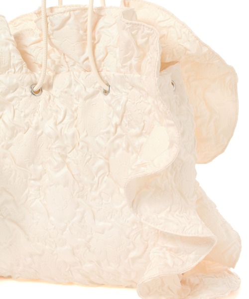 LAKOLE（ラコレ）の「ジャガードラッフルボリュームショルダーバッグ / 288655（ショルダーバッグ・レディース・オフホワイト/ブラック・FREE）」の11枚目の写真