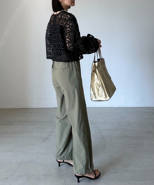 Doux archives（ドゥアルシーヴ）の「シアーフラワーブラウス（シャツ/ブラウス・レディース・アイボリー/ブラック・FREE）」の7枚目の写真