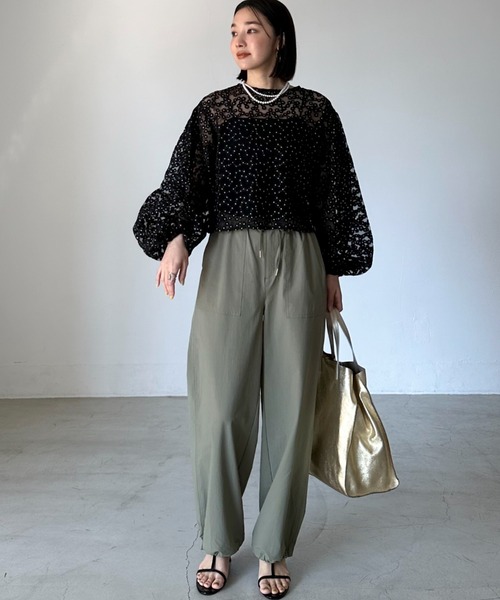 Doux archives（ドゥアルシーヴ）の「シアーフラワーブラウス（シャツ/ブラウス・レディース・アイボリー/ブラック・FREE）」の10枚目の写真