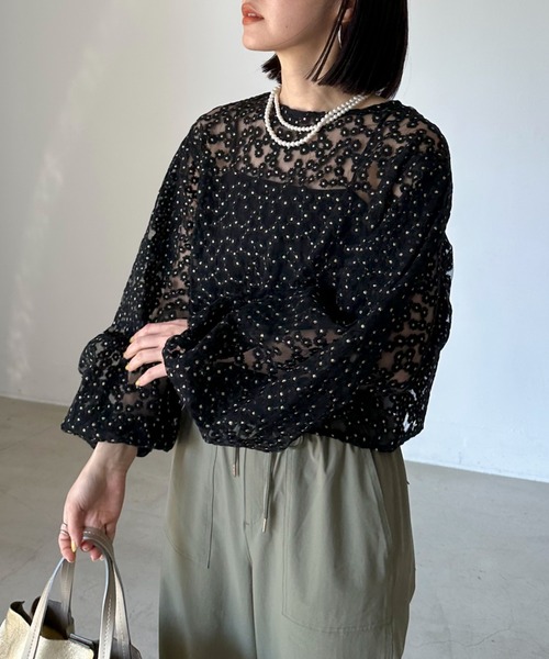 Doux archives（ドゥアルシーヴ）の「シアーフラワーブラウス（シャツ/ブラウス・レディース・アイボリー/ブラック・FREE）」の19枚目の写真