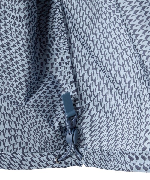 AIGLE（エーグル）の「撥水 パッカブル プリントフーデッドジャケット（ナイロンジャケット・メンズ・ブルー/ブラック・L/M/S/XL）」の19枚目の写真