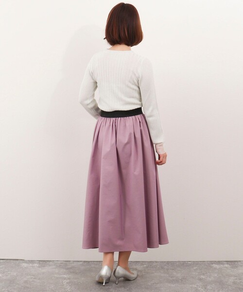 MICO COULIER（ミコクリエ）の「【オケージョン対応】グロッシーツイルスカート（スカート・レディース・オリーブ/ライトパープル/ネイビー・36/38）」の7枚目の写真