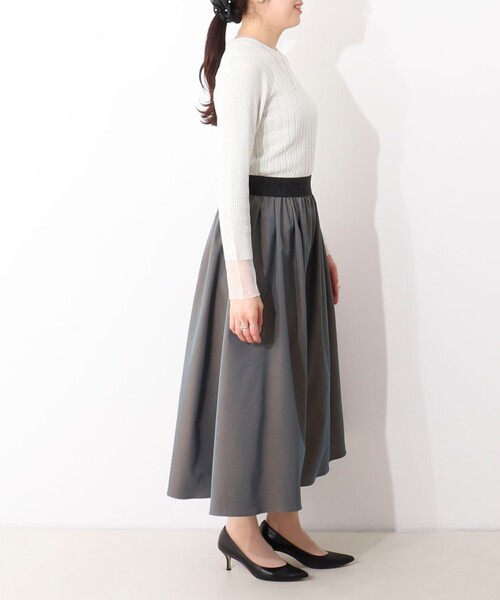 MICO COULIER（ミコクリエ）の「【オケージョン対応】グロッシーツイルスカート（スカート・レディース・オリーブ/ライトパープル/ネイビー・36/38）」の12枚目の写真