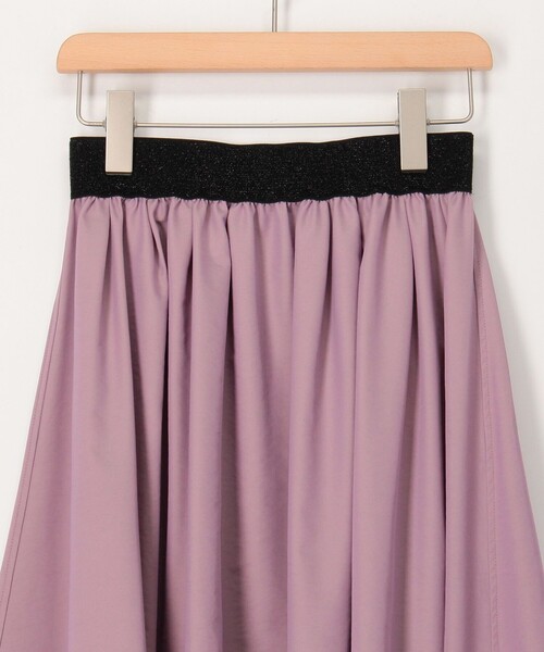 MICO COULIER（ミコクリエ）の「【オケージョン対応】グロッシーツイルスカート（スカート・レディース・オリーブ/ライトパープル/ネイビー・36/38）」の16枚目の写真
