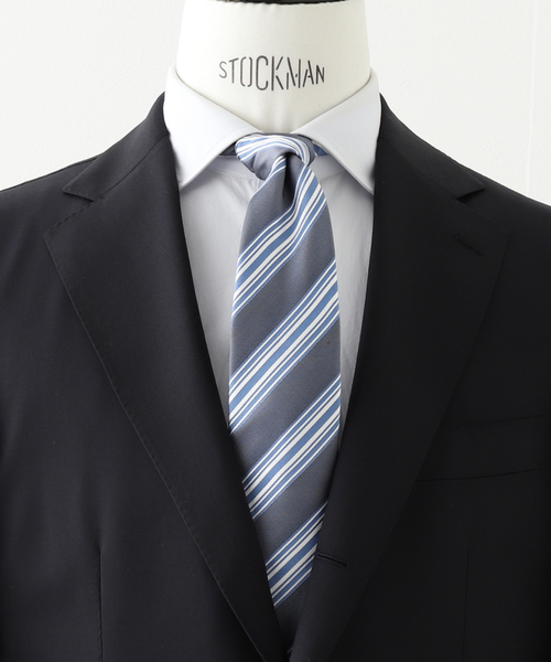 FRANCO BASSI（フランコバッシ）の「FRANCO BASSI (フランコ バッシ)マルチストライプタイ U25EE14（ネクタイ・メンズ・ネイビー/ダークブルー・FREE）」の2枚目の写真