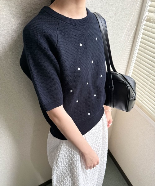 URBAN RESEARCH DOORS(アーバンリサーチドアーズ)の「ラメドット刺繍ニット(ニット/セーター・レディース・ネイビー/ホワイト系その他・MEDIUM)」の5枚目の写真