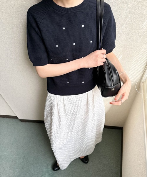 URBAN RESEARCH DOORS(アーバンリサーチドアーズ)の「ラメドット刺繍ニット(ニット/セーター・レディース・ネイビー/ホワイト系その他・MEDIUM)」の7枚目の写真