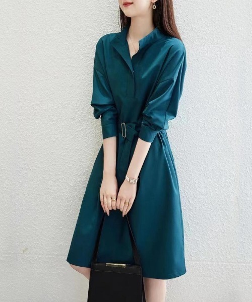 Forcement(フォースメント)の「スタンドカラースキッパーシャツワンピース(シャツワンピース・レディース・グリーン/ベージュ・ONESIZE)」の7枚目の写真