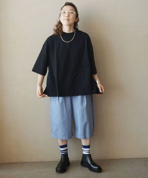 JOURNAL STANDARD LUXE(ジャーナルスタンダード ラックス)の「クラシックテンジク モックプルオーバー(Tシャツ/カットソー・レディース・ブラック/ホワイト/ネイビー/ブラックミックス・FREE)」の5枚目の写真