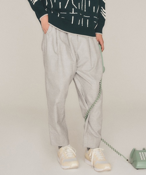 sneeuw（スニュウ）の「タックドローパンツ（その他パンツ・レディース・ブラック/グレー/ブルー・1/3）」の3枚目の写真