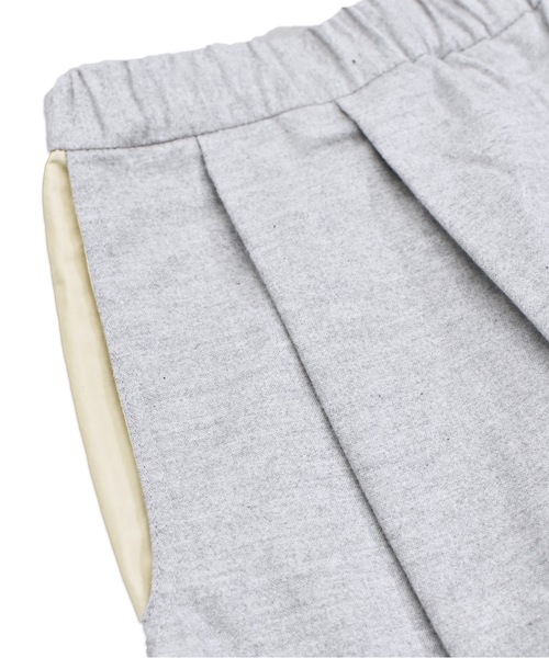 sneeuw（スニュウ）の「タックドローパンツ（その他パンツ・レディース・ブラック/グレー/ブルー・1/3）」の19枚目の写真