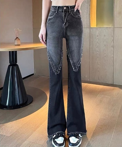 gossip!ロサンゼルス(ゴシップロサンゼルス)の「膝フリンジ フレアデニムパンツ(デニムパンツ・レディース・ブラック・M/S/XL/L)」の7枚目の写真
