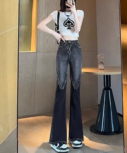 gossip!ロサンゼルス(ゴシップロサンゼルス)の「膝フリンジ フレアデニムパンツ(デニムパンツ・レディース・ブラック・M/S/XL/L)」の10枚目の写真