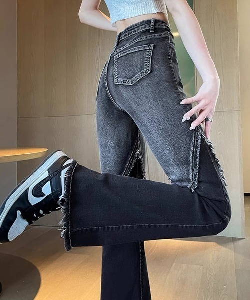gossip!ロサンゼルス(ゴシップロサンゼルス)の「膝フリンジ フレアデニムパンツ(デニムパンツ・レディース・ブラック・M/S/XL/L)」の20枚目の写真