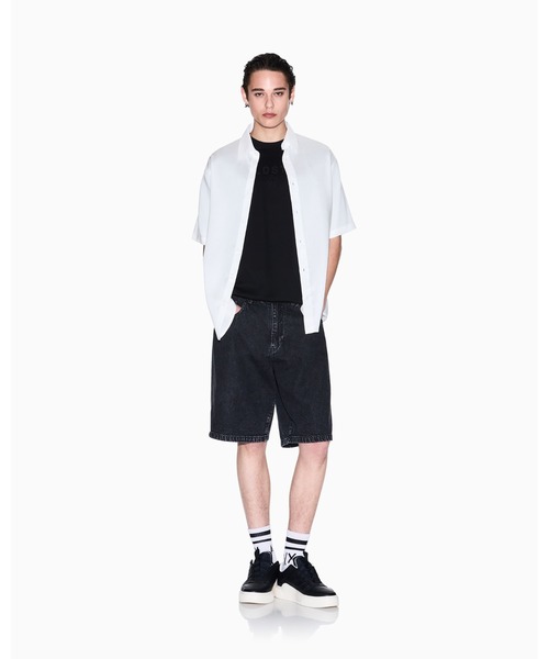 ARMANI EXCHANGE(アルマーニエクスチェンジ)の「【A|X アルマーニ エクスチェンジ】グレーウォッシュデニム バギーハーフパンツ_J91 BAGGY SHORT(デニムパンツ・メンズ・グレー・32inch/30inch/34inch/31inch/29inch/33inch/40inch/36inch/28inch)」の4枚目の写真