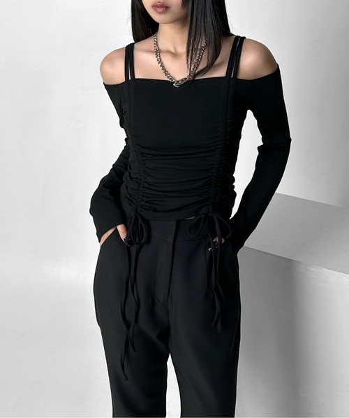 【THEAIRTOWN】オフショルダーシャーリングシャツトップ♡ STS44207 ワンショルダーシャーリングオフショルダー長袖Tシャツ