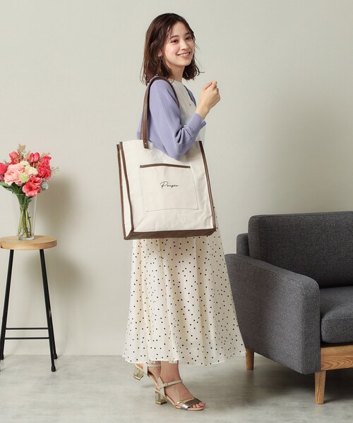 ITS'DEMO（イッツデモ）の「【推し活／A4対応】合皮パイピングキャンバストート（トートバッグ・レディース・ブラック/ブラック系3/ダークブラウン系3/アイボリー・00）」の22枚目の写真