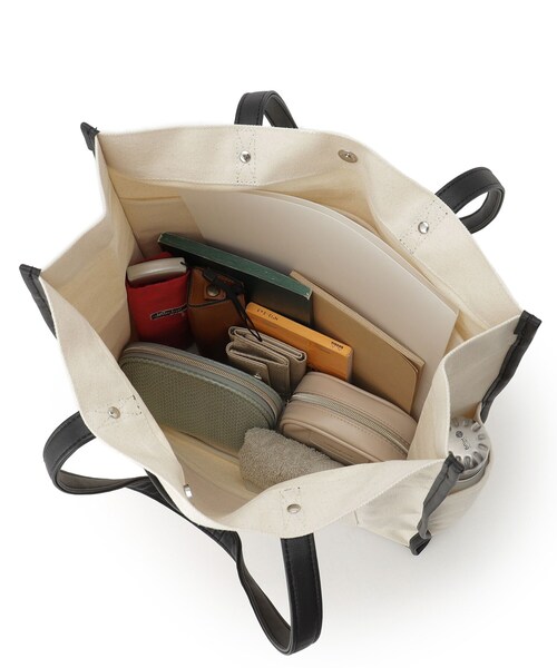 ITS'DEMO（イッツデモ）の「【推し活／A4対応】合皮パイピングキャンバストート（トートバッグ・レディース・ブラック/ブラック系3/ダークブラウン系3/アイボリー・00）」の10枚目の写真