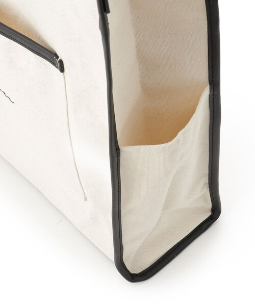 ITS'DEMO（イッツデモ）の「【推し活／A4対応】合皮パイピングキャンバストート（トートバッグ・レディース・ブラック/ブラック系3/ダークブラウン系3/アイボリー・00）」の7枚目の写真