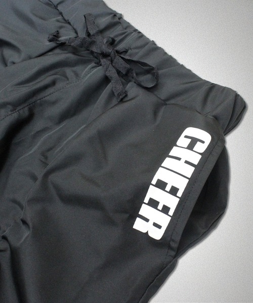 CHEER(チアー)の「センターシャーリングシャカシャカロングパンツ(その他パンツ・レディース・ブラック・S/M/L)」の8枚目の写真