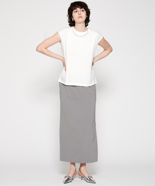 cloenc（クロエンス）の「【マシンウォッシュ】ノースリーブフォルムTシャツ（Tシャツ/カットソー・レディース・ブラック/ホワイト/ピンク/ブラウン系その他・02）」の5枚目の写真