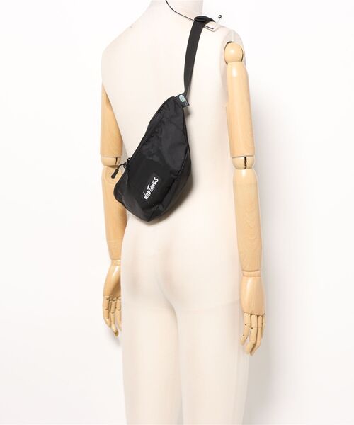 WILD THINGS（ワイルドシングス）の「WILDTHINGS ｳｴｽﾄﾊﾞｯｸﾞ（ボディバッグ/ウエストポーチ・メンズ・ブラック・FREE）」の5枚目の写真