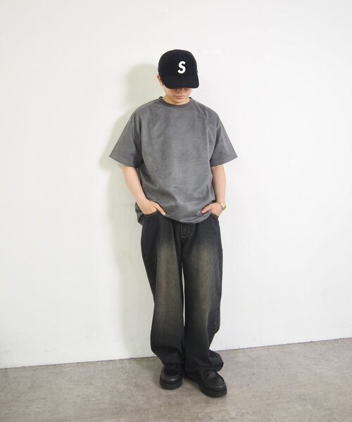 WHO'S WHO gallery（フーズフーギャラリー）の「【WEB限定】BLESSYOUスウェードポンチTEE/UNISEX/ユニセックス（Tシャツ/カットソー・レディース・ブラック/ホワイト・FREE）」の4枚目の写真