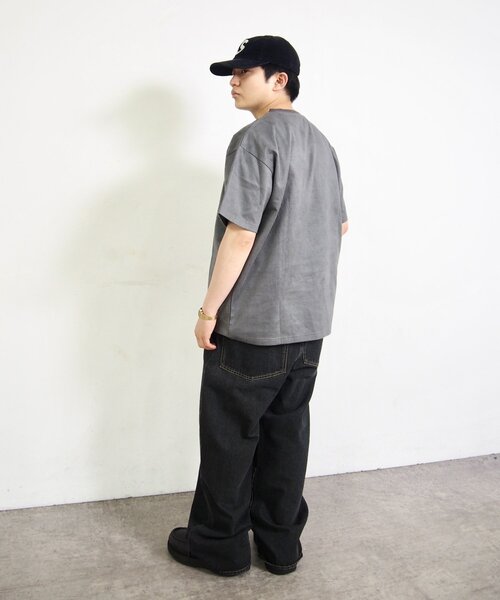 WHO'S WHO gallery（フーズフーギャラリー）の「【WEB限定】BLESSYOUスウェードポンチTEE/UNISEX/ユニセックス（Tシャツ/カットソー・レディース・ブラック/ホワイト・FREE）」の5枚目の写真