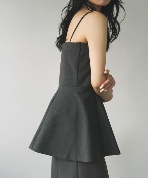 O'fmus(オフムス)の「【O'fmus】ペプラムベアトップ ofmw25s024(その他トップス・レディース・ブラック/チャコールグレー・FREE)」の2枚目の写真