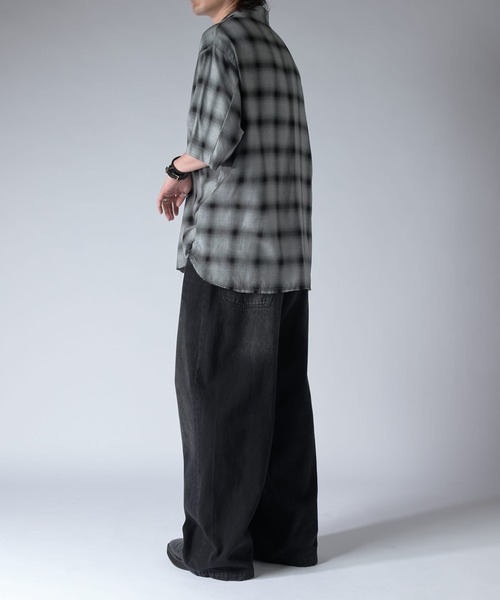 Lui's（ルイス）の「オンブレー半袖シャツ（シャツ/ブラウス・メンズ・グレー/ブラック・FREE）」の13枚目の写真