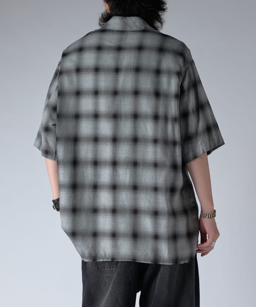 Lui's（ルイス）の「オンブレー半袖シャツ（シャツ/ブラウス・メンズ・グレー/ブラック・FREE）」の11枚目の写真