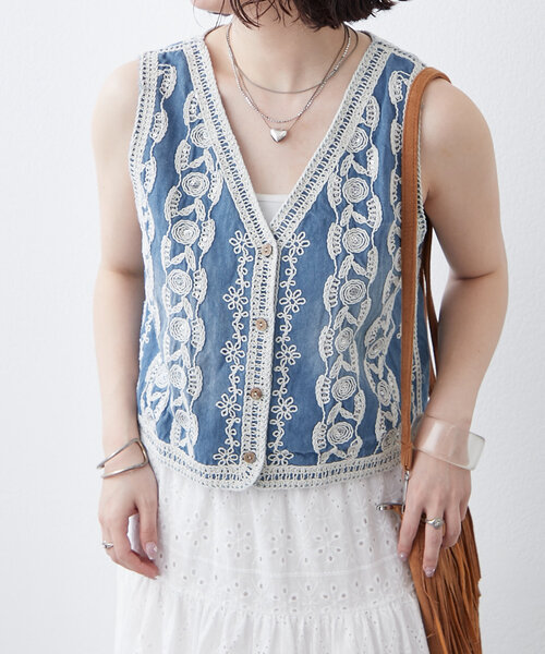 刺繍 ベスト ✴︎ デニム エスニック刺繍デニムベスト（ベスト）｜continuer de NICE