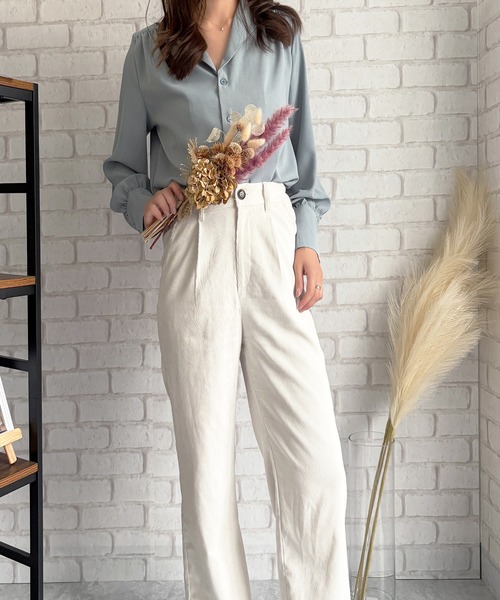 Dewlily(デューリリー)の「オンオフで着まわせる、ベーシックシャツ◎ オープンカラーブラウス(シャツ/ブラウス・レディース・ホワイト/ブルー・L/M)」の6枚目の写真