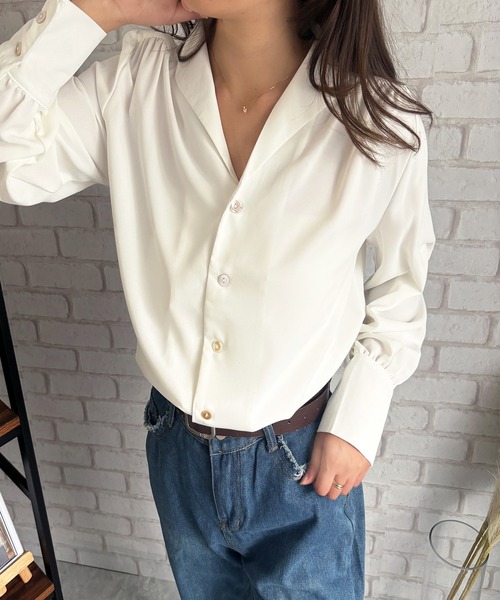 Dewlily(デューリリー)の「オンオフで着まわせる、ベーシックシャツ◎ オープンカラーブラウス(シャツ/ブラウス・レディース・ホワイト/ブルー・L/M)」の13枚目の写真