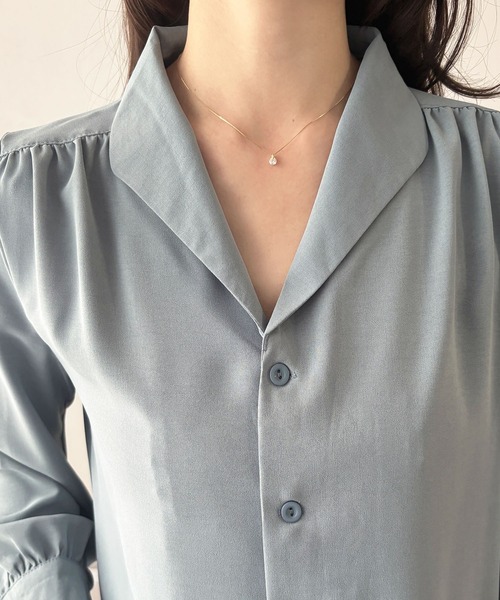 Dewlily(デューリリー)の「オンオフで着まわせる、ベーシックシャツ◎ オープンカラーブラウス(シャツ/ブラウス・レディース・ホワイト/ブルー・L/M)」の15枚目の写真