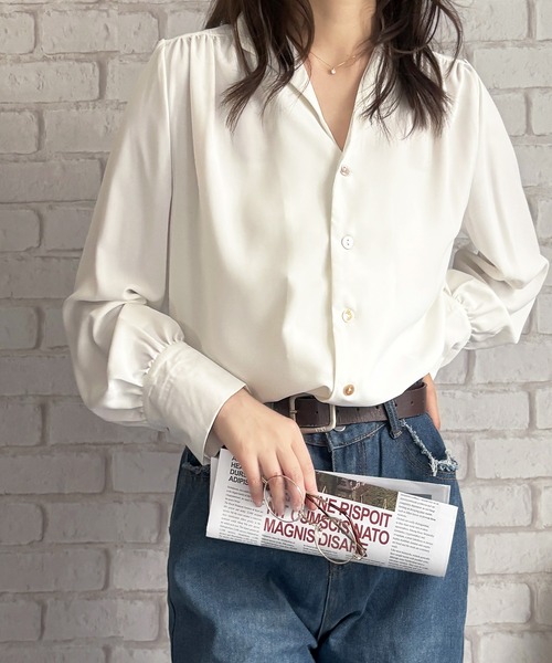 Dewlily(デューリリー)の「オンオフで着まわせる、ベーシックシャツ◎ オープンカラーブラウス(シャツ/ブラウス・レディース・ホワイト/ブルー・L/M)」の18枚目の写真