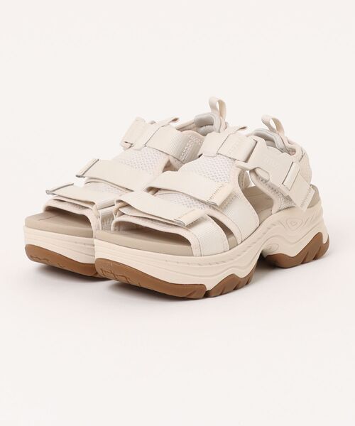 Teva(テバ)の「【TEVA】AMPSOLE GAILA(サンダル・レディース・ライトピンク・22cm/23cm/24cm/25cm)」の1枚目の写真