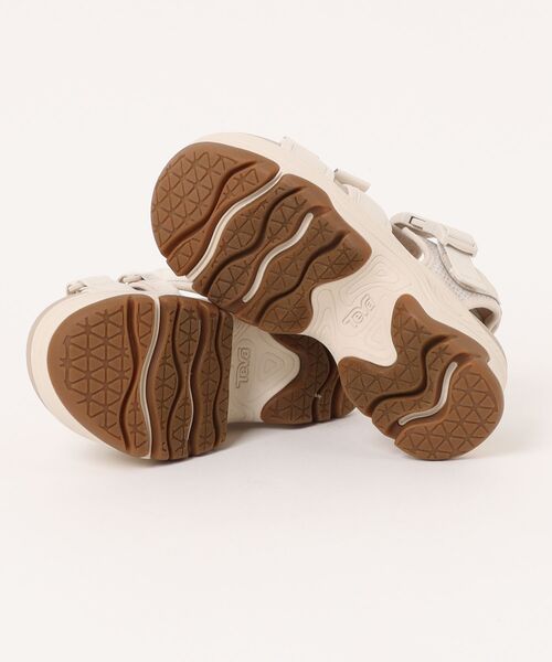 Teva(テバ)の「【TEVA】AMPSOLE GAILA(サンダル・レディース・ライトピンク・22cm/23cm/24cm/25cm)」の3枚目の写真